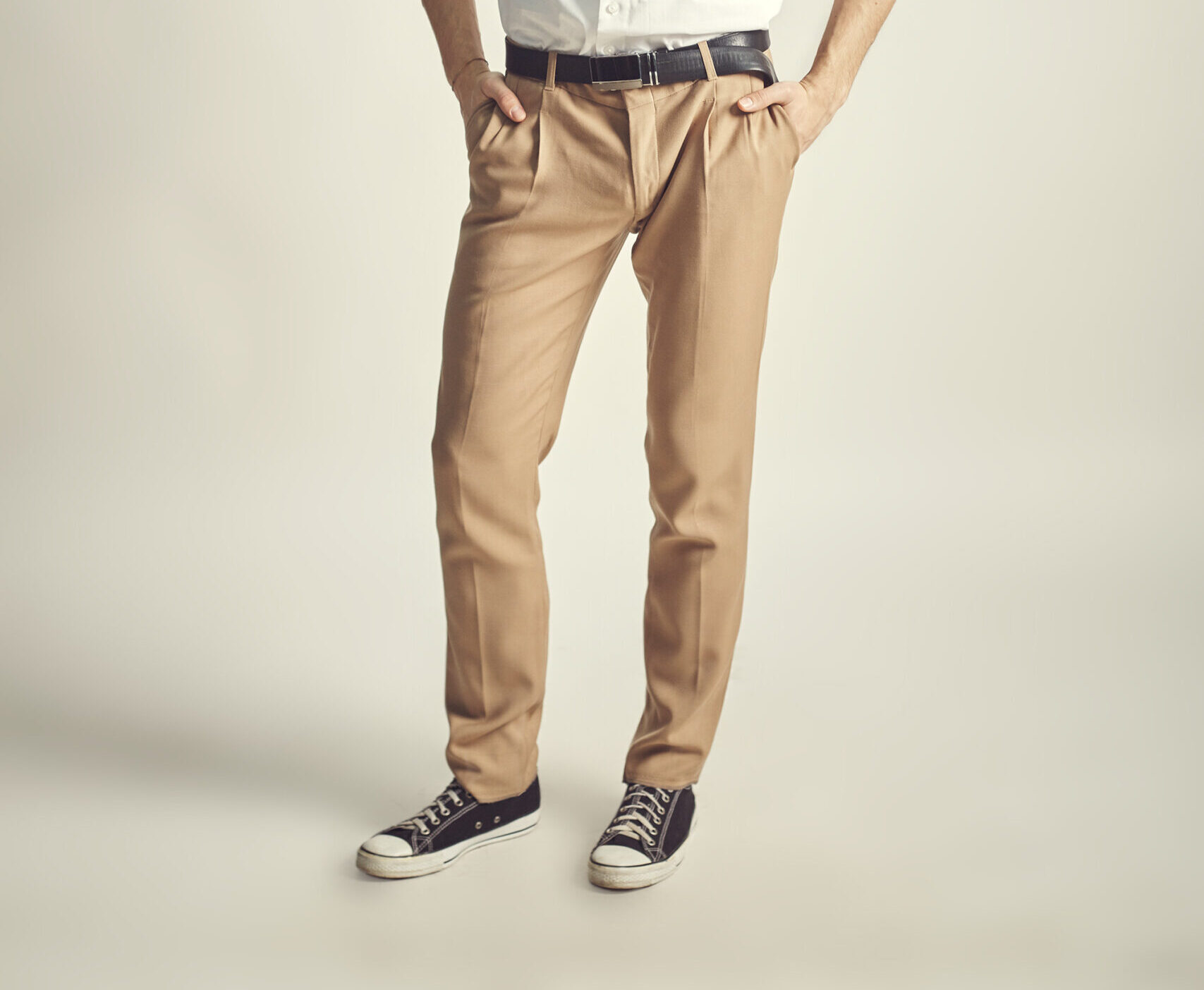 Portrait of an handsome young businessman posing in studio